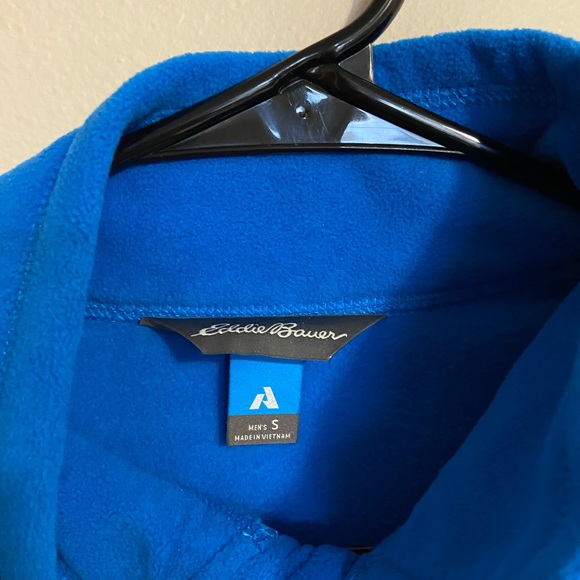 Eddie Bauer Mr. Cloud 1/4 zip - Picture 3 of 4